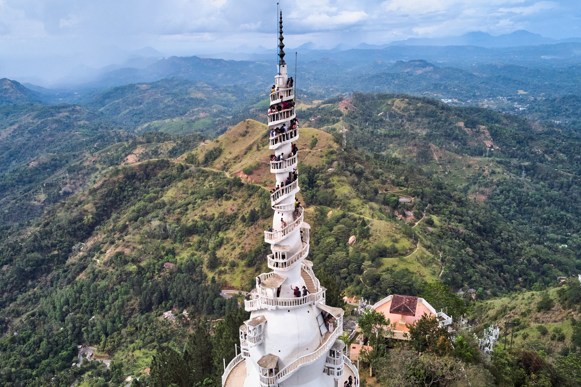 Exploring the Beauty of Ambuluwawa: A Serene Mountain Retreat