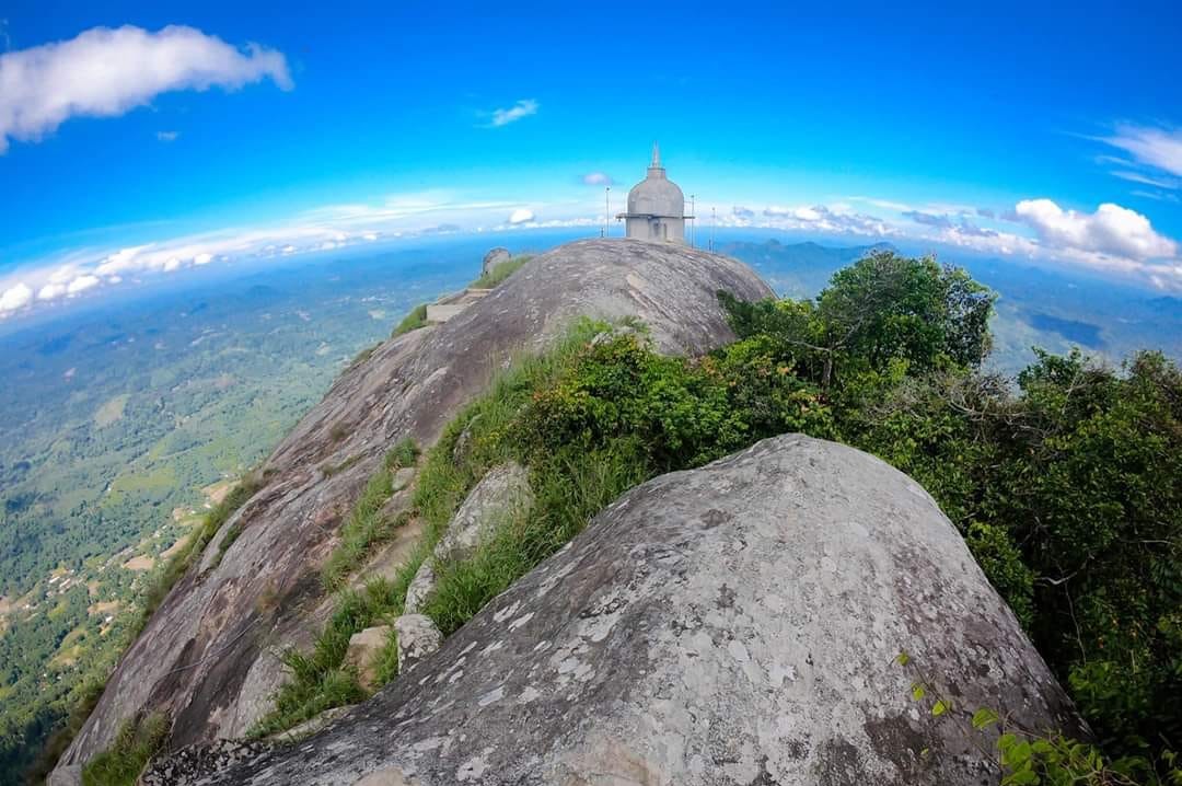 Alagalla Mountain Range: A Hidden Gem of Sri Lanka’s Central Highlands