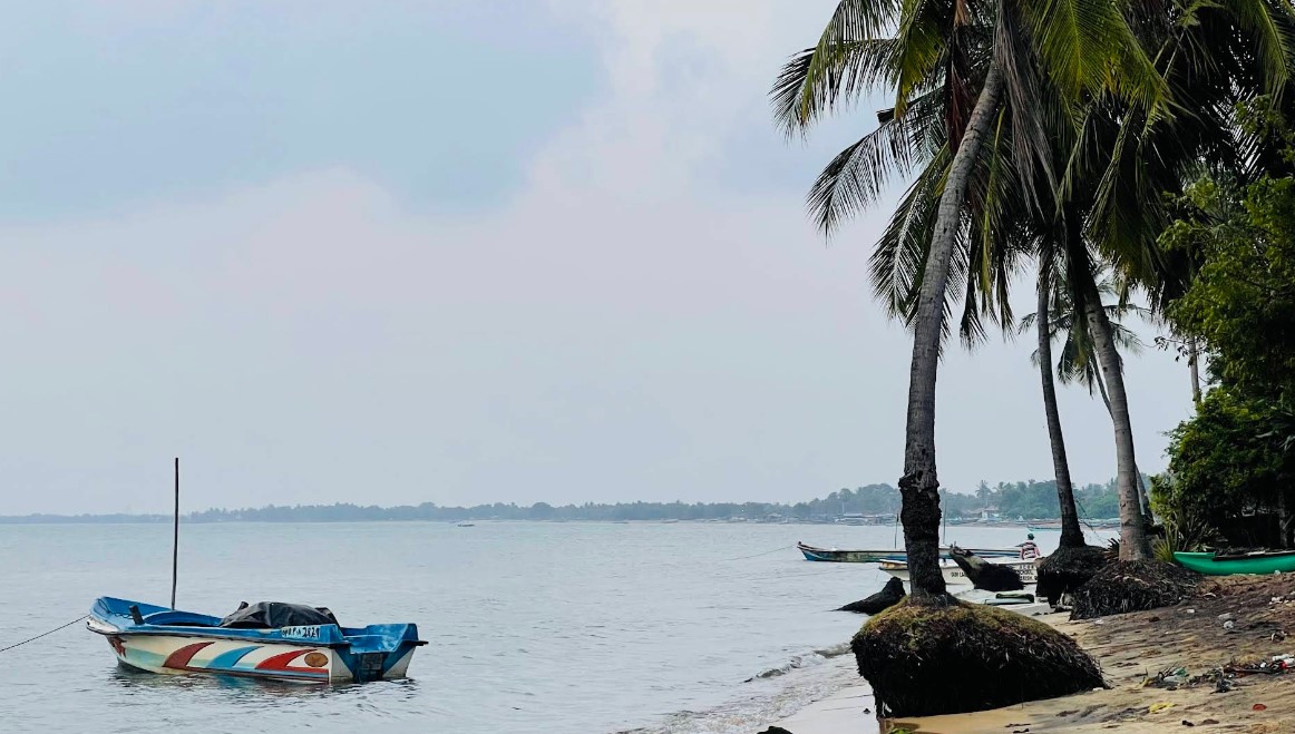 Kinniya Beach: A Hidden Gem of the Eastern Coast