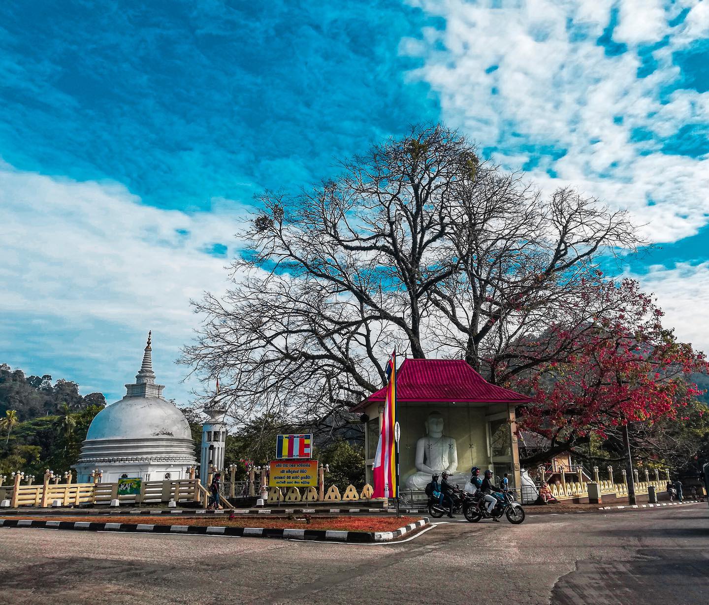 Gatambe Temple: A Spiritual Haven in Kandy