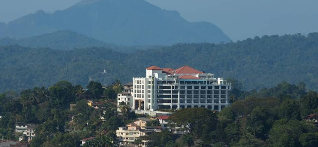 The Grand Kandyan Hotel: A Pinnacle of Luxury and Culture in Sri Lanka