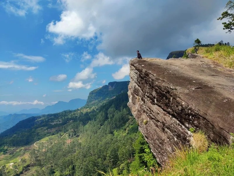 Kabaragala Mountain: A Hidden Gem in Sri Lanka’s Central Highlands